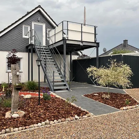 Moderne In Spaden / Wasserski / Badesee