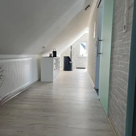 Moderne In Spaden / Wasserski / Badesee Apartmán