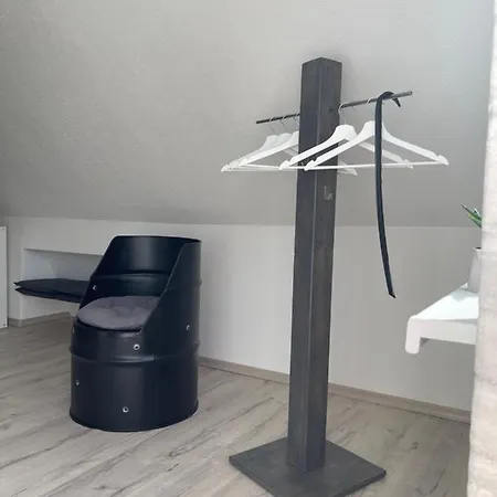 Hoffmanns Moderne Ferienwohnung In Spaden - Nahe Dem Badesee - Wasserski Schiffdorf