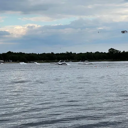 Moderne In Spaden / Wasserski / Badesee Apartment Schiffdorf