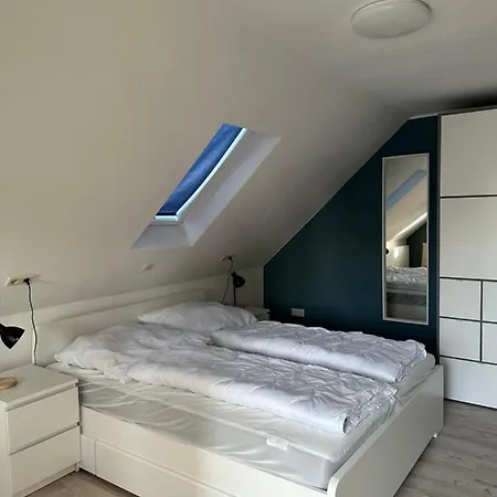 Hoffmanns Moderne Ferienwohnung In Spaden - Nahe Dem Badesee - Wasserski * Schiffdorf