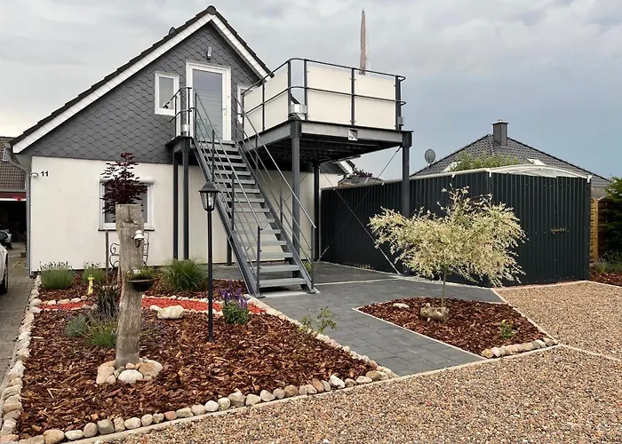 Moderne In Spaden / Wasserski / Badesee